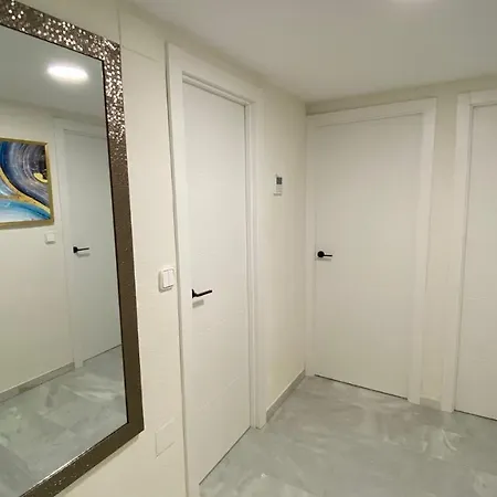 Ikram Front Beach Alboran, Casco Antiguo Appartement Estepona
