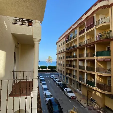 Appartement Ikram Front Beach Alboran, Casco Antiguo