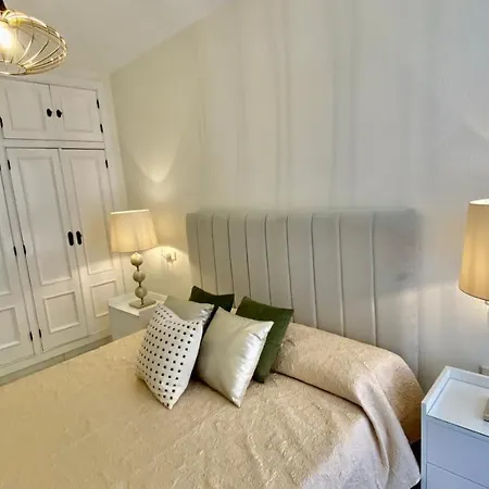 Ikram Front Beach Alboran, Casco Antiguo Appartement