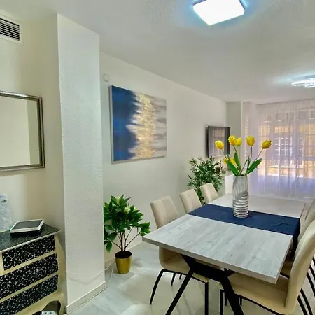 Ikram Front Beach Alboran, Casco Antiguo * Estepona